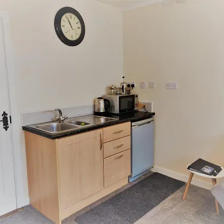 Apartment Stone 5 Min Walk To Town Centre *