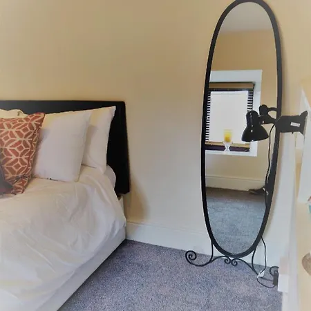Apartment Stone 5 Min Walk To Town Centre Westport
